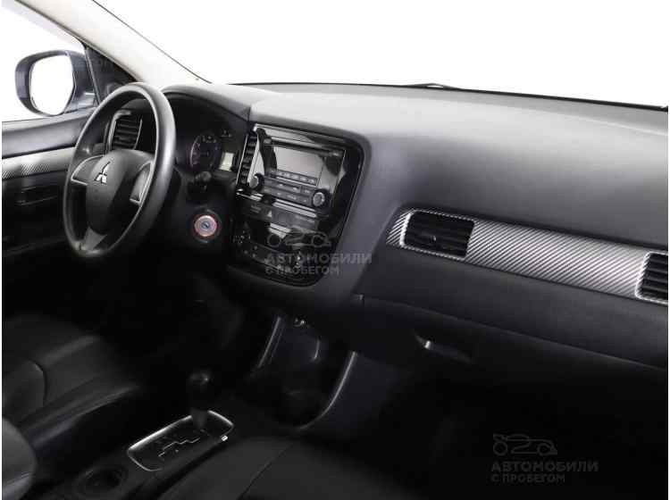 Mitsubishi Outlander III