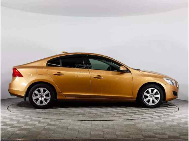 Volvo S60 II