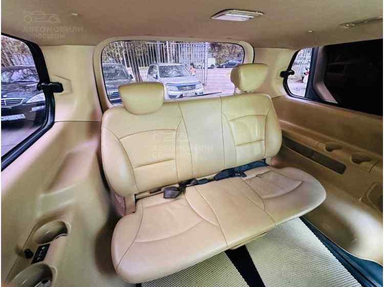 Hyundai Grand Starex I