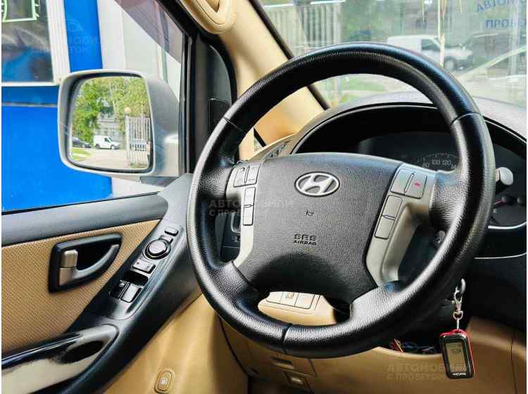 Hyundai Grand Starex I