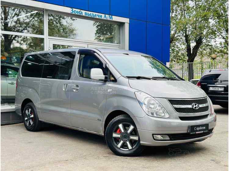 Hyundai Grand Starex I