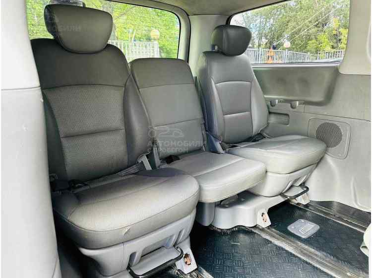 Hyundai Grand Starex I