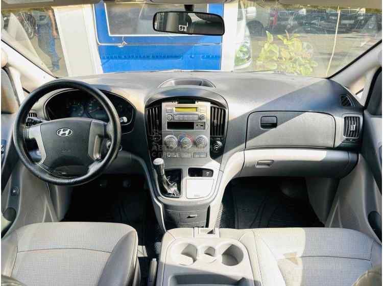 Hyundai Grand Starex I