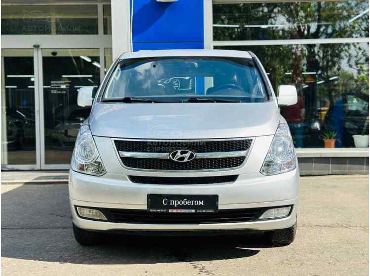Hyundai Grand Starex I