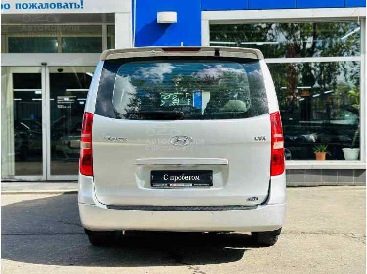 Hyundai Grand Starex I