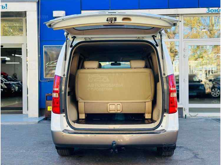 Hyundai Grand Starex I