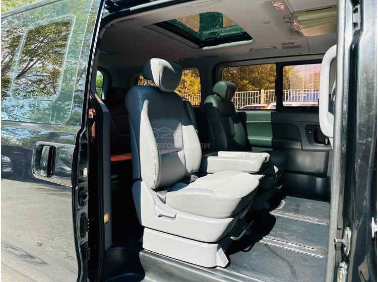 Hyundai Grand Starex I