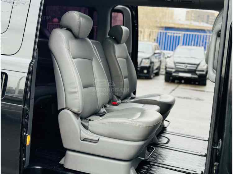 Hyundai Grand Starex I