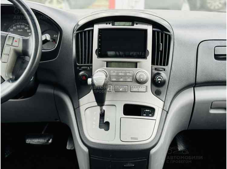 Hyundai Grand Starex I