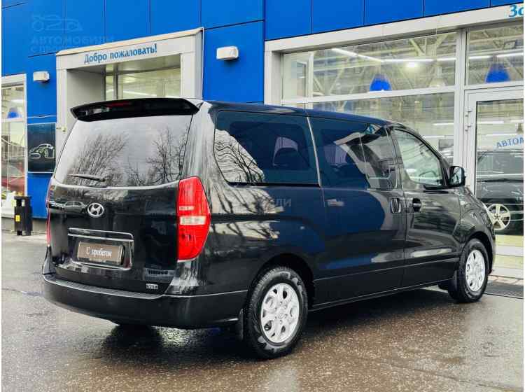 Hyundai Grand Starex I