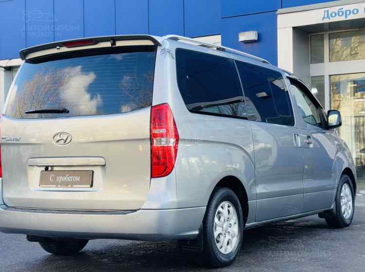 Hyundai Grand Starex I