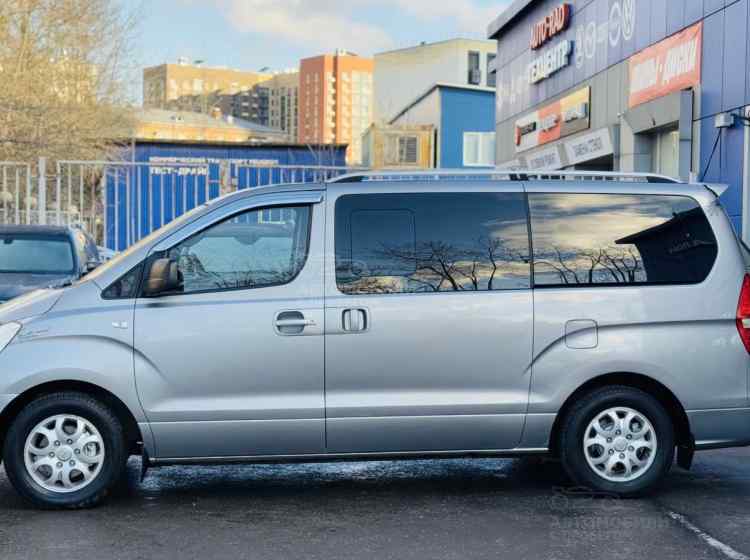 Hyundai Grand Starex I