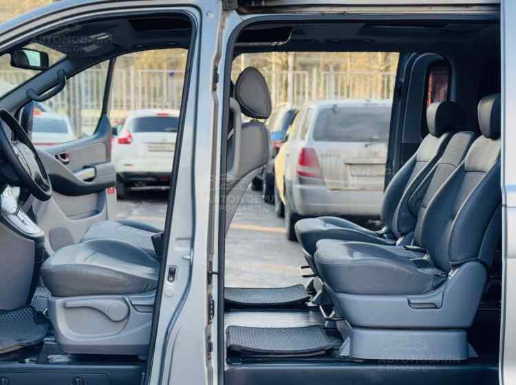 Hyundai Grand Starex I