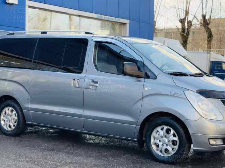 Hyundai Grand Starex I