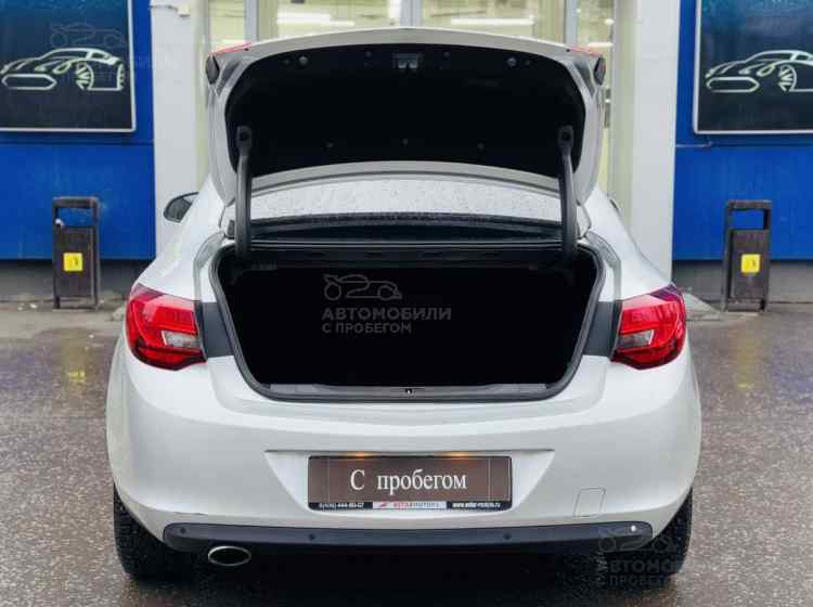 Opel Astra J Рестайлинг