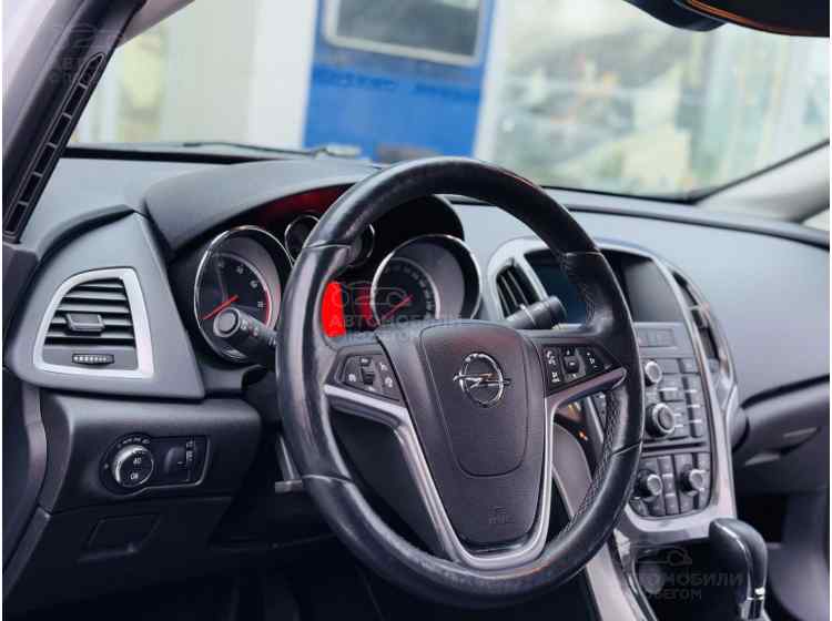 Opel Astra J Рестайлинг