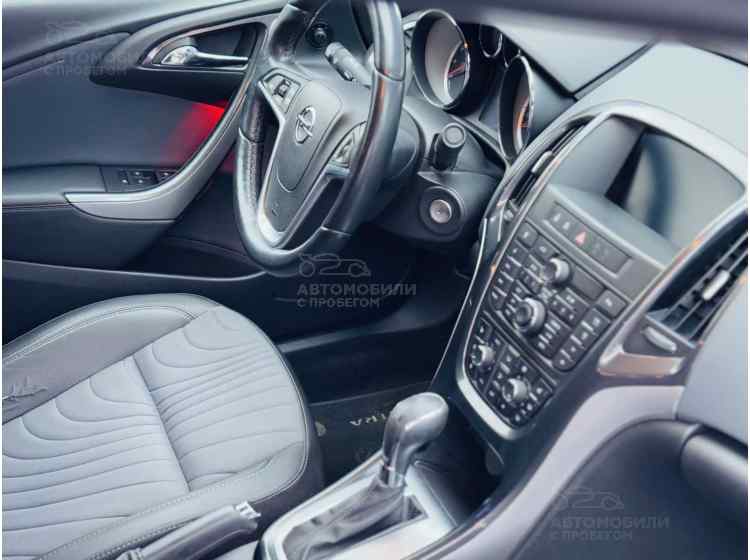 Opel Astra J Рестайлинг