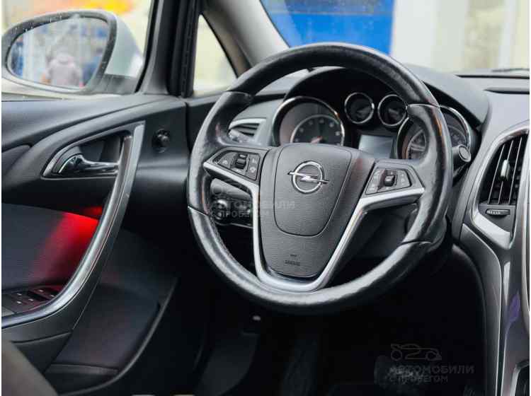 Opel Astra J Рестайлинг