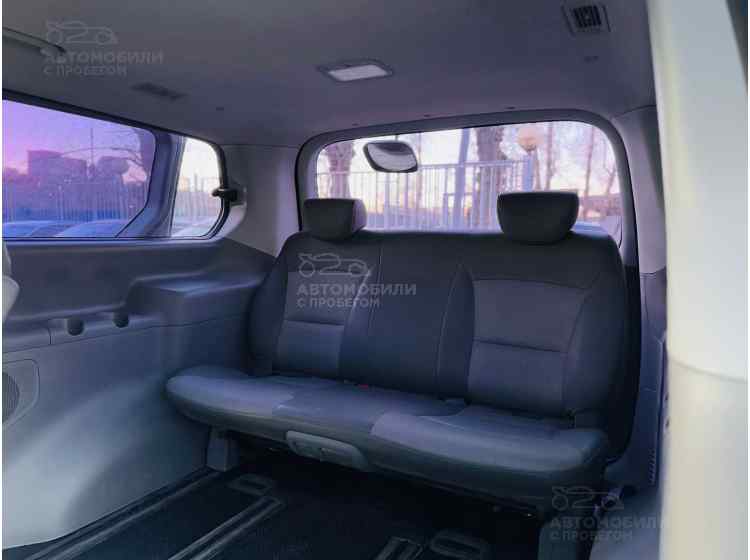 Hyundai Grand Starex I