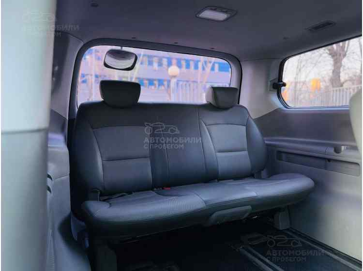 Hyundai Grand Starex I