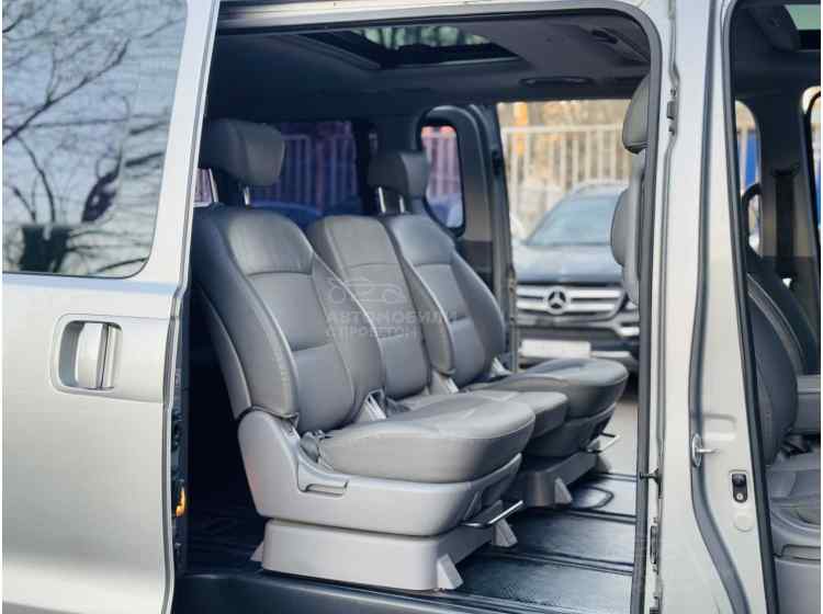 Hyundai Grand Starex I