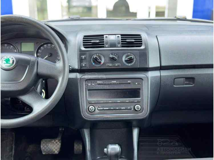 Skoda Fabia II Рестайлинг