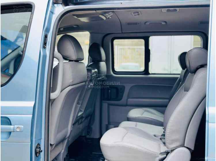 Hyundai Grand Starex I