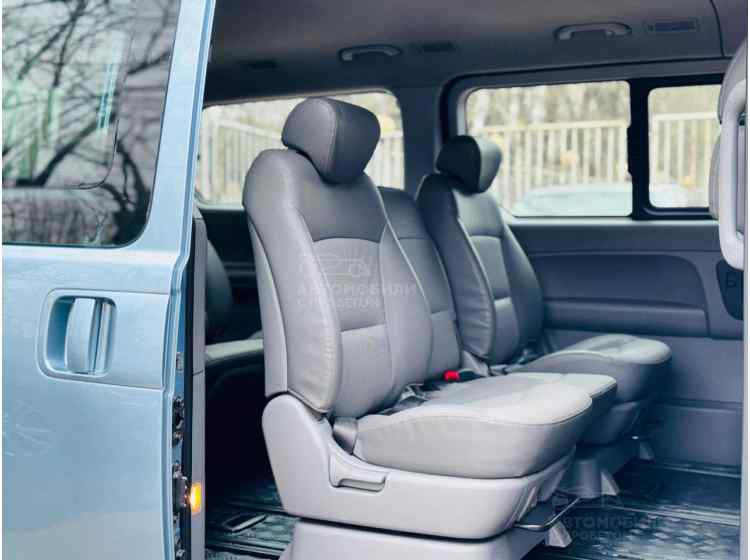 Hyundai Grand Starex I