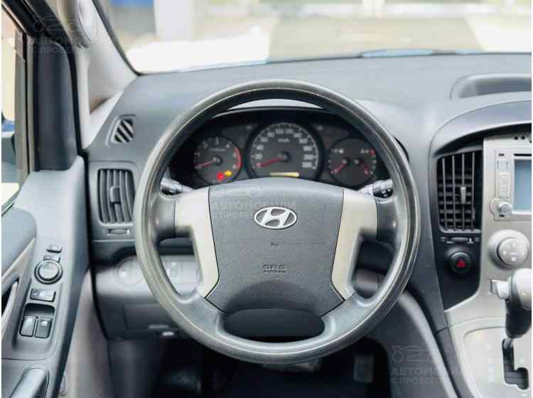 Hyundai Grand Starex I