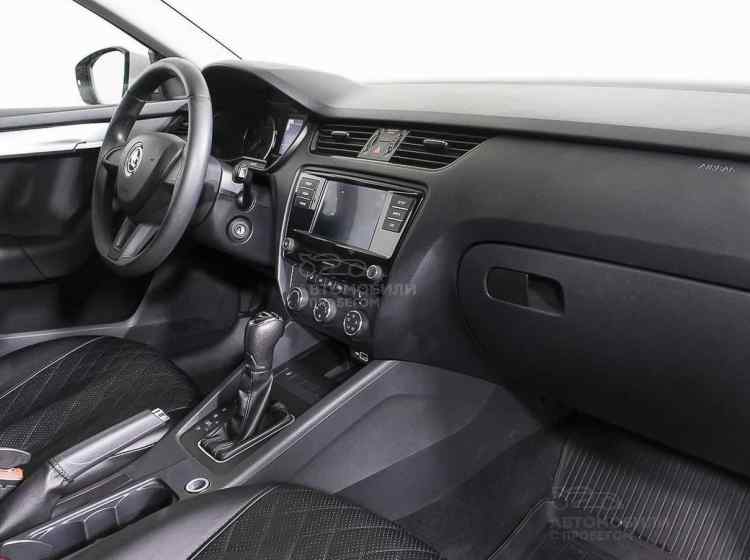 Skoda Octavia III (A7) Рестайлинг