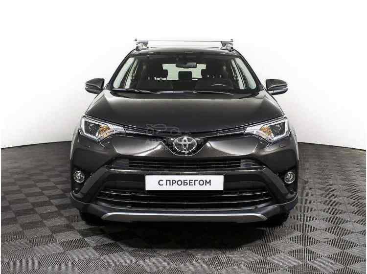 Toyota RAV4 XA40 Рестайлинг