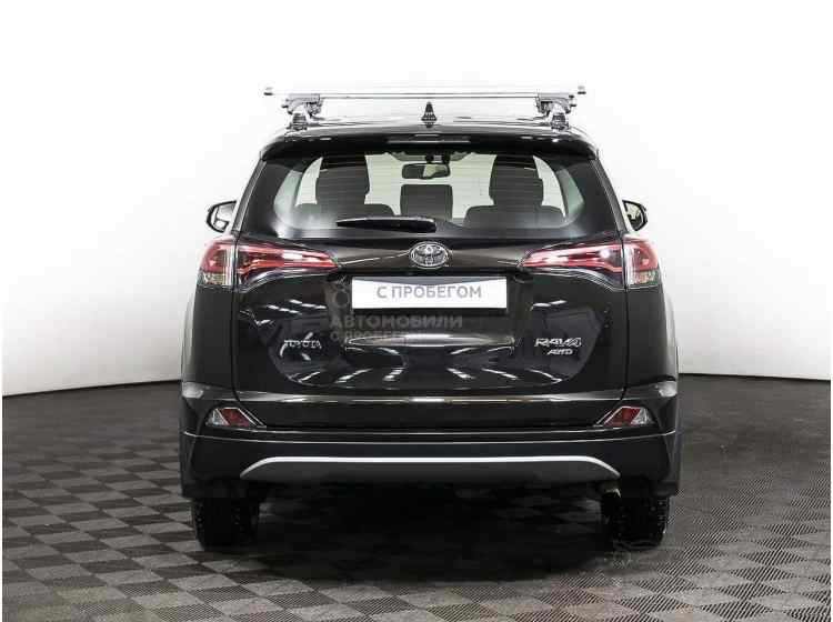 Toyota RAV4 XA40 Рестайлинг