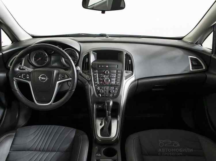 Opel Astra J Рестайлинг