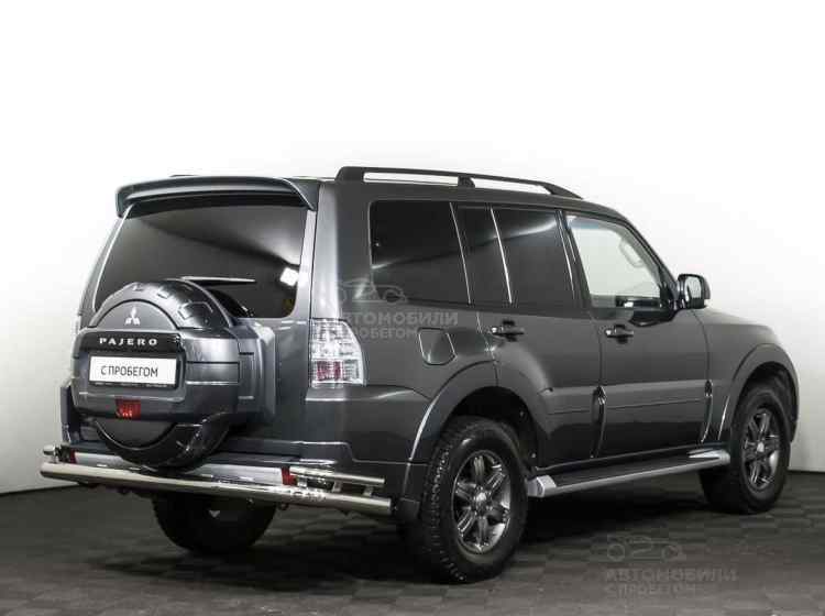 Mitsubishi Pajero Sport II