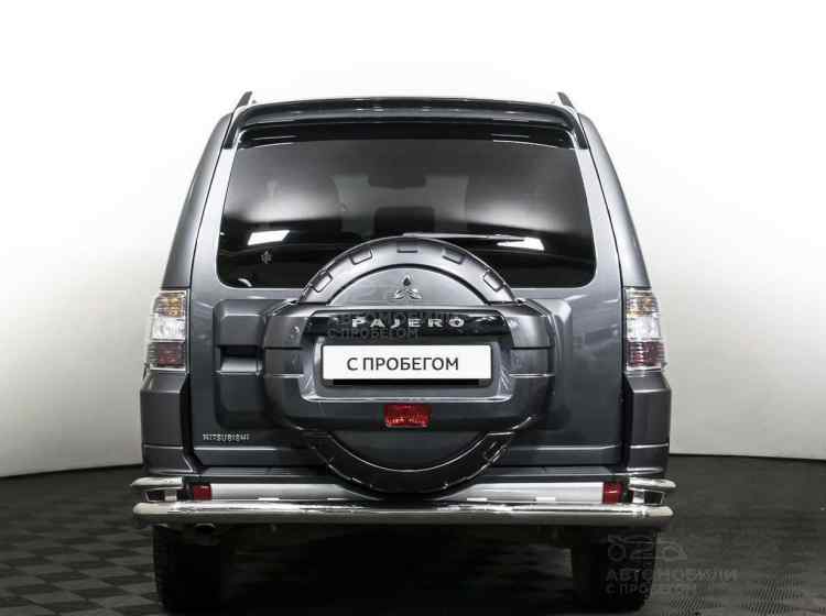 Mitsubishi Pajero Sport II