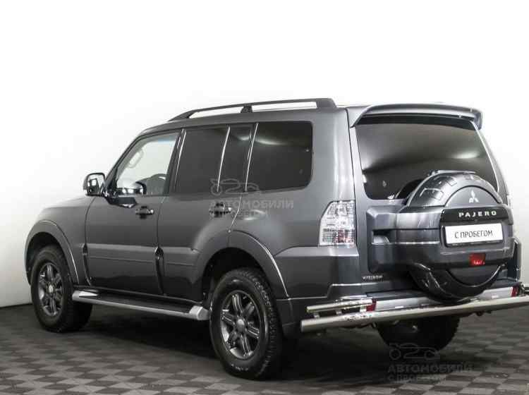 Mitsubishi Pajero Sport II