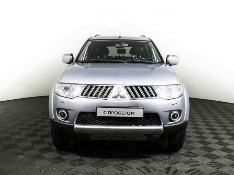 Mitsubishi Pajero Sport II