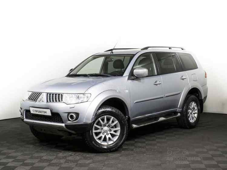 Mitsubishi Pajero Sport II