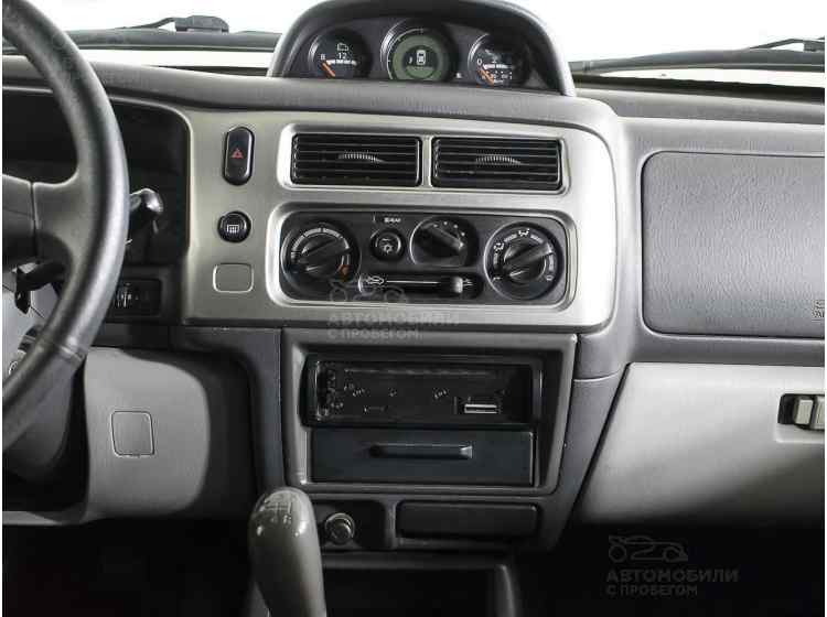 Mitsubishi Pajero Sport II