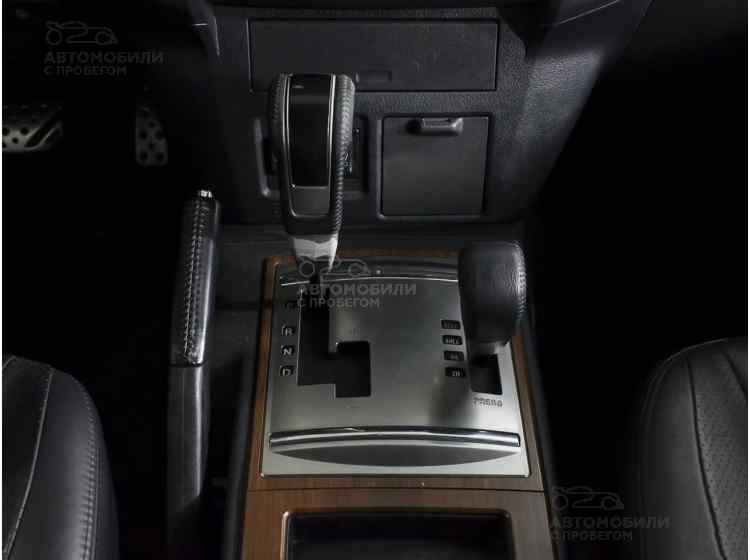 Mitsubishi Pajero IV