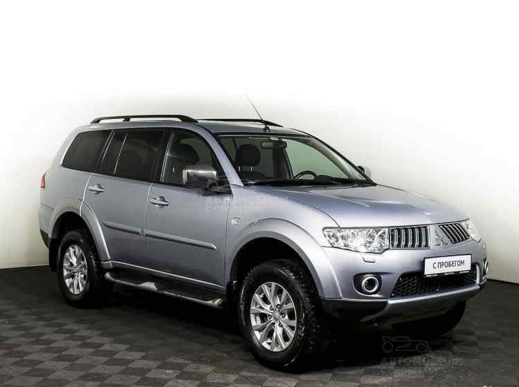 Mitsubishi Pajero Sport II