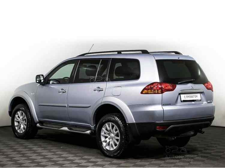 Mitsubishi Pajero Sport II