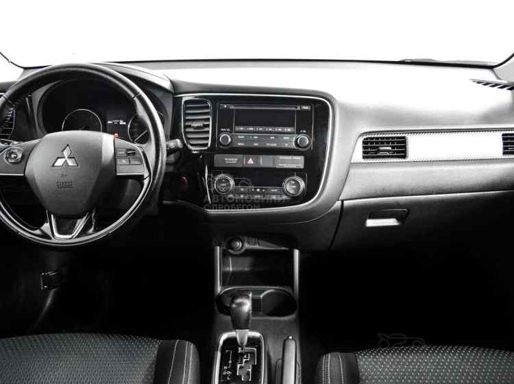 Mitsubishi Outlander III Рестайлинг 2
