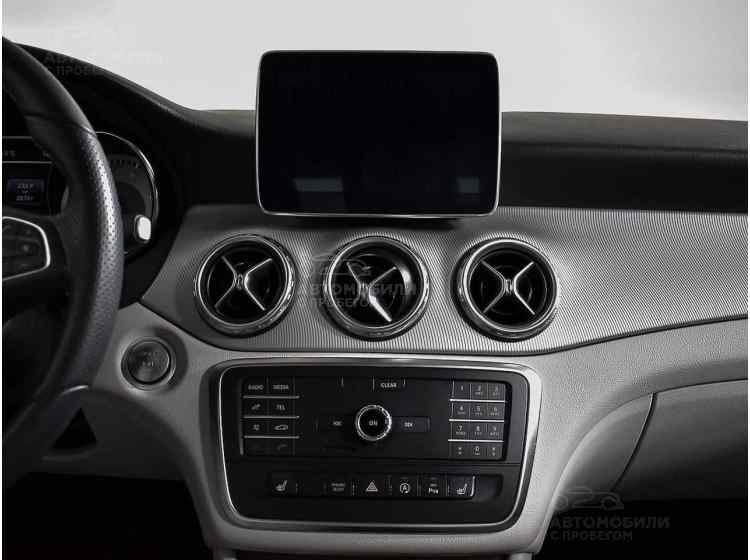 Mercedes-Benz GLA I (X156)