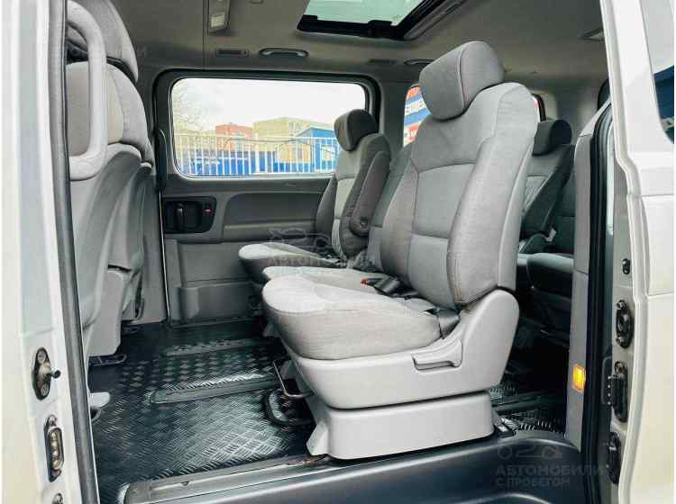 Hyundai Grand Starex I