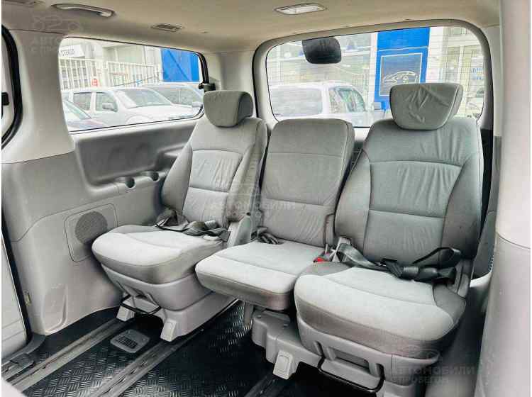 Hyundai Grand Starex I