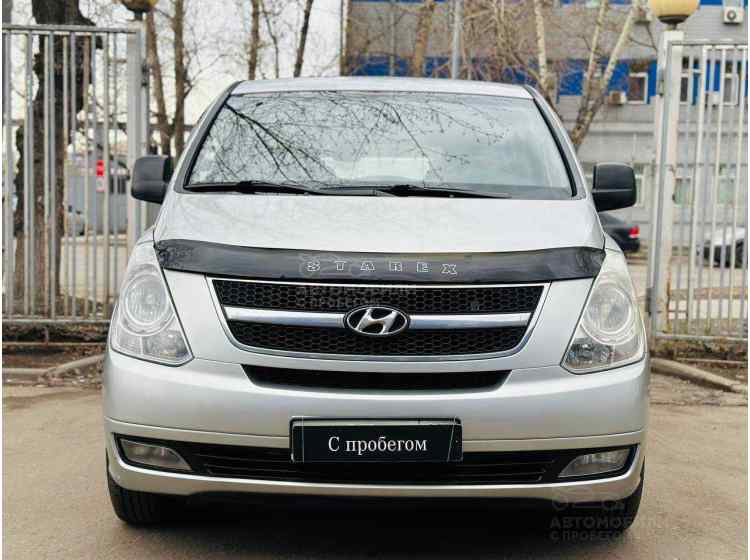 Hyundai Grand Starex I