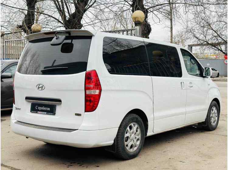 Hyundai Grand Starex I