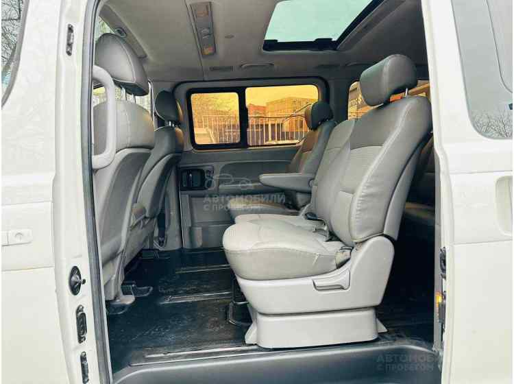 Hyundai Grand Starex I