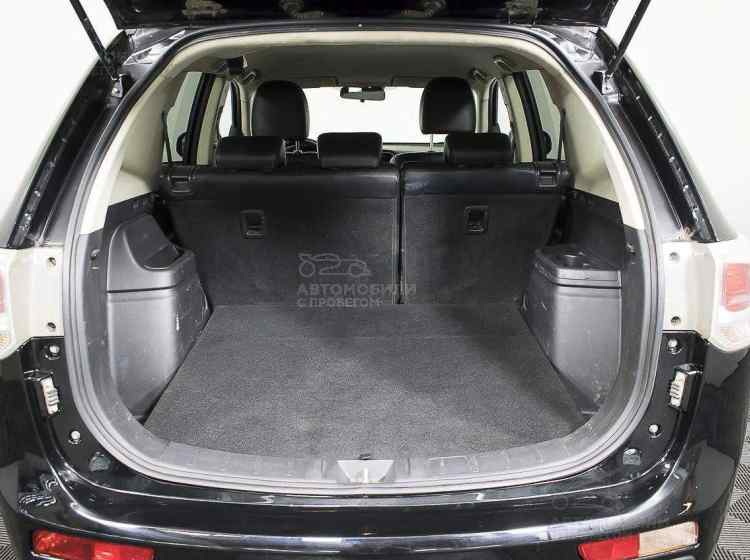 Mitsubishi Outlander III